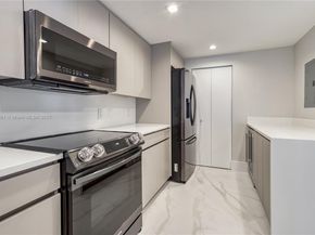 701 Brickell Key Blvd 1512, Miami FL 33131