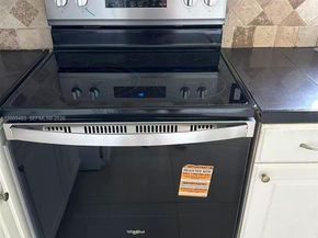 8429 Forest Hills Dr 301, Coral Springs FL 33065