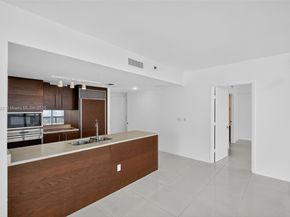 465 Brickell Ave 2002, Miami FL 33131