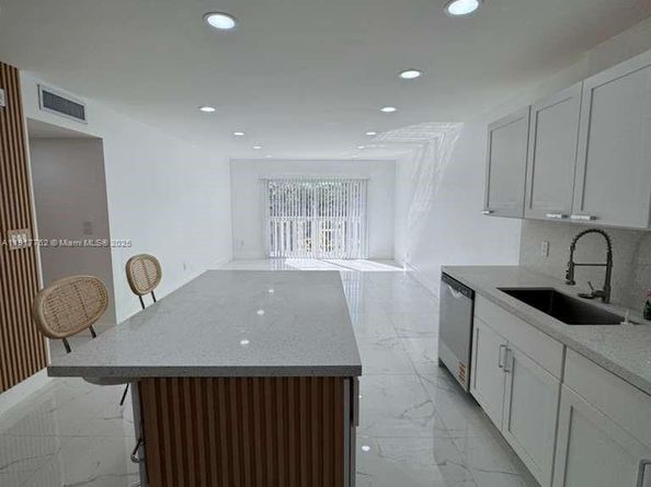 15201 NE 6th Ave C312, Miami FL 33162