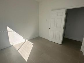 538 NW 17th Ave, Fort Lauderdale FL 33311