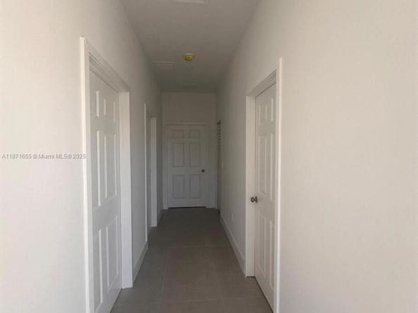 538 NW 17th Ave, Fort Lauderdale FL 33311