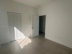 538 NW 17th Ave, Fort Lauderdale FL 33311