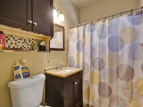 45 NW 127th St, North Miami FL 33168
