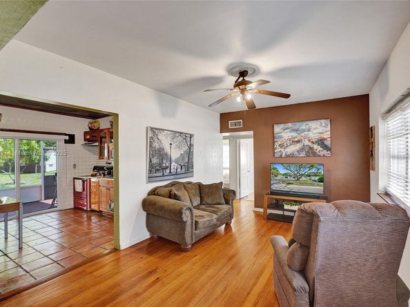 45 NW 127th St, North Miami FL 33168