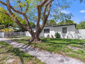 45 NW 127th St, North Miami FL 33168