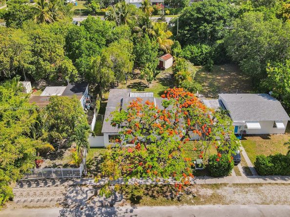 45 NW 127th St, North Miami FL 33168