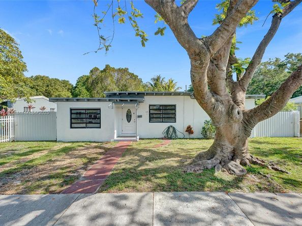 45 NW 127th St, North Miami FL 33168