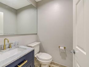 20990 NE 30th Pl, Aventura FL 33180