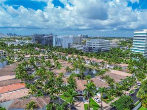 20990 NE 30th Pl, Aventura FL 33180