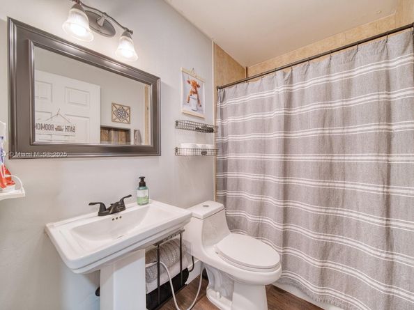 12542 SW 223rd St, Miami FL 33170