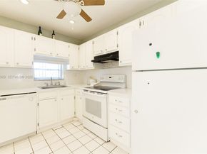 Undisclosed Address #A11939969, Pembroke Pines FL 33025