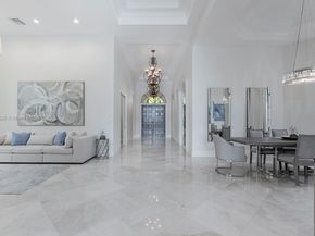 17937 Villa Club Way, Boca Raton FL 33496