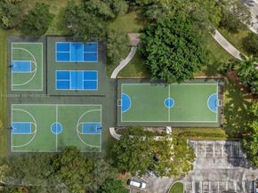 4361 Mahogany Ridge Dr, Weston FL 33331