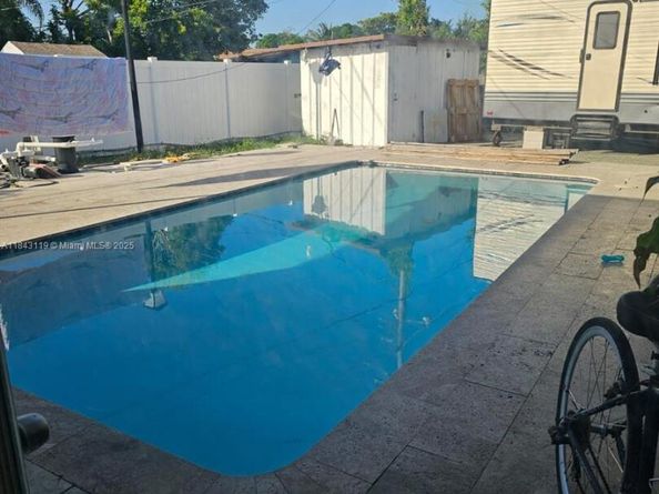 17031 NW 10th Ct, Miami Gardens FL 33169