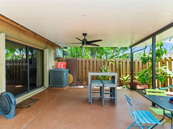 17320 NW 66th Pl, Hialeah FL 33015