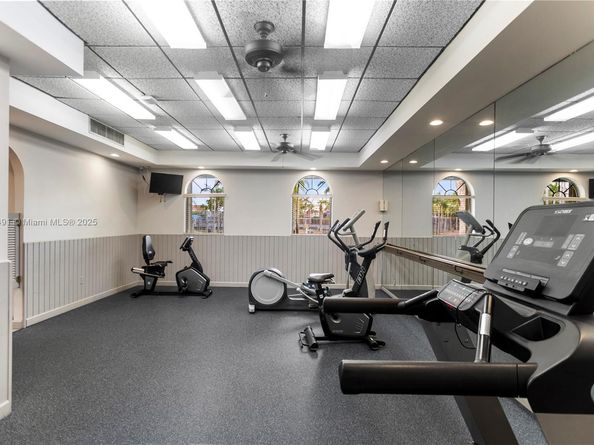 17320 NW 66th Pl, Hialeah FL 33015