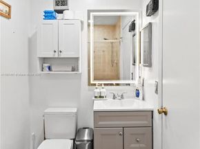 17320 NW 66th Pl, Hialeah FL 33015