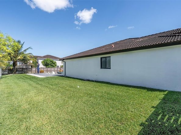 12865 SW 224th St, Miami FL 33170