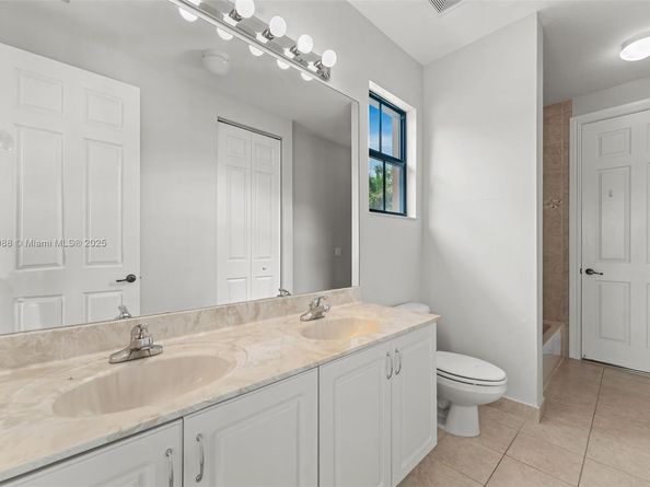 3816 NW 88th Ter, Cooper City FL 33024