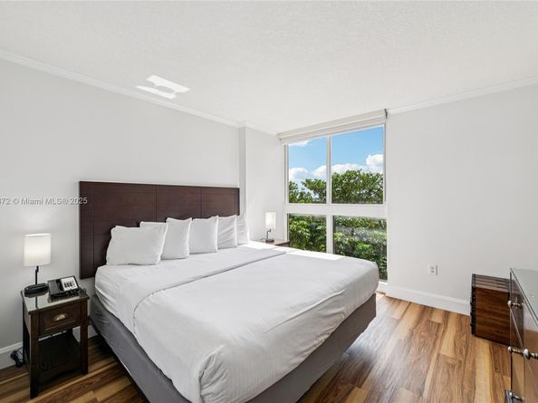 2951 S Bayshore Dr 710, Miami FL 33133