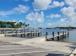 2951 S Bayshore Dr 710, Miami FL 33133