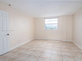 1801 NE 140th St 306, North Miami FL 33181