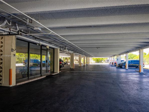 1801 NE 140th St 306, North Miami FL 33181