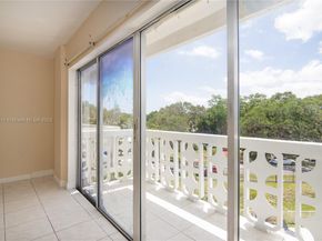 1801 NE 140th St 306, North Miami FL 33181