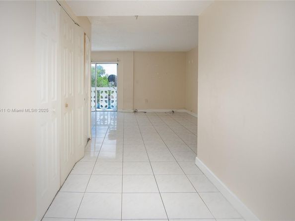 1801 NE 140th St 306, North Miami FL 33181