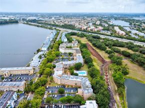 1301 NE 191st St F417, Miami FL 33179