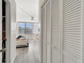 1301 NE 191st St F417, Miami FL 33179