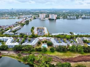 1301 NE 191st St F417, Miami FL 33179