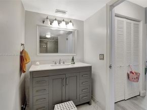 1301 NE 191st St F417, Miami FL 33179