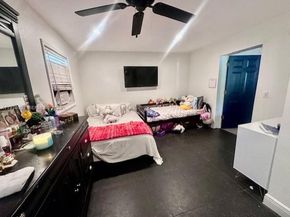 700 SW 44th Pl, Miami FL 33134