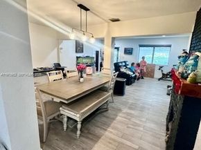 700 SW 44th Pl, Miami FL 33134