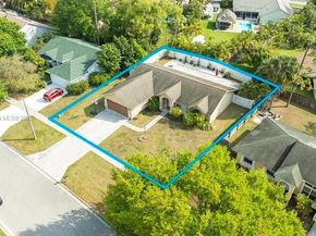 155 Kings Way, Royal Palm Beach FL 33411