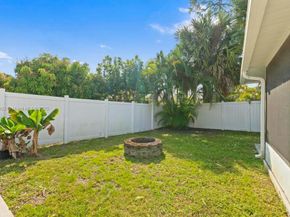 155 Kings Way, Royal Palm Beach FL 33411
