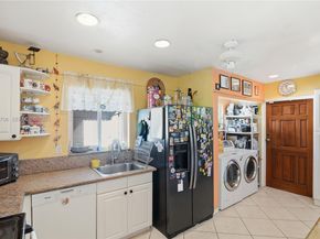 1441 NE 42nd St, Oakland Park FL 33334