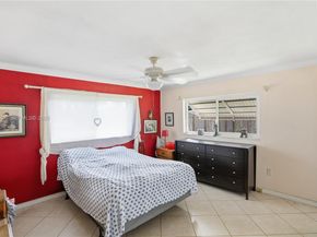 1441 NE 42nd St, Oakland Park FL 33334