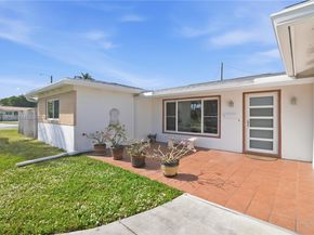 1441 NE 42nd St, Oakland Park FL 33334