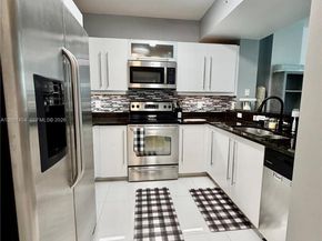 7355 SW 89th St 526N, Miami FL 33156