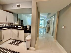 7355 SW 89th St 526N, Miami FL 33156