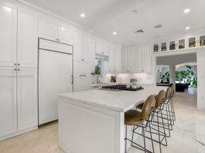 3026 Flamingo Dr, Miami Beach FL 33140