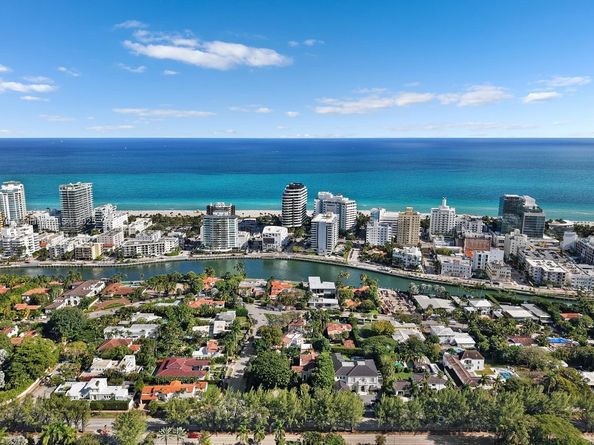 3026 Flamingo Dr, Miami Beach FL 33140