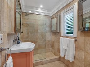 3026 Flamingo Dr, Miami Beach FL 33140