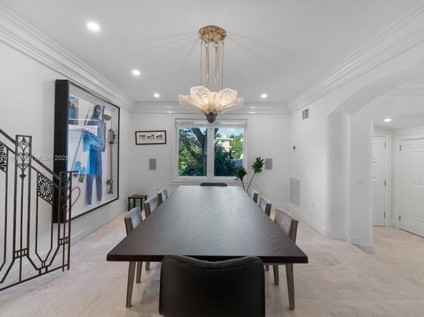 3026 Flamingo Dr, Miami Beach FL 33140