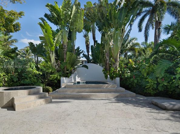 3026 Flamingo Dr, Miami Beach FL 33140