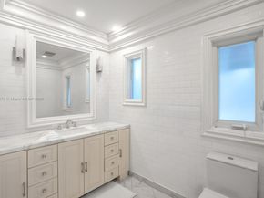 3026 Flamingo Dr, Miami Beach FL 33140