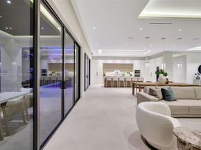 2709 NE 25th Ct, Fort Lauderdale FL 33305